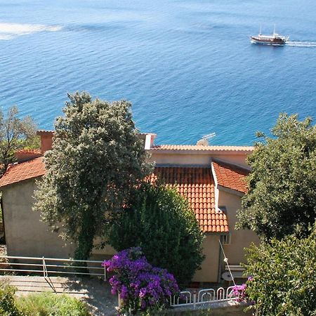 Apartments By The Sea Stanici, Omis - 1028 Tice 外观 照片