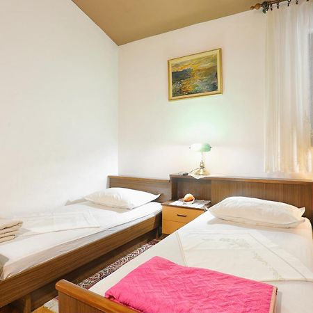 Apartments By The Sea Stanici, Omis - 1028 Tice 客房 照片