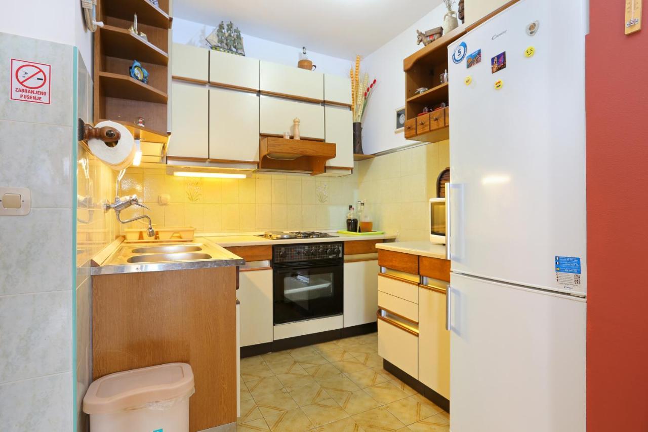 Apartments By The Sea Stanici, Omis - 1028 Tice 外观 照片