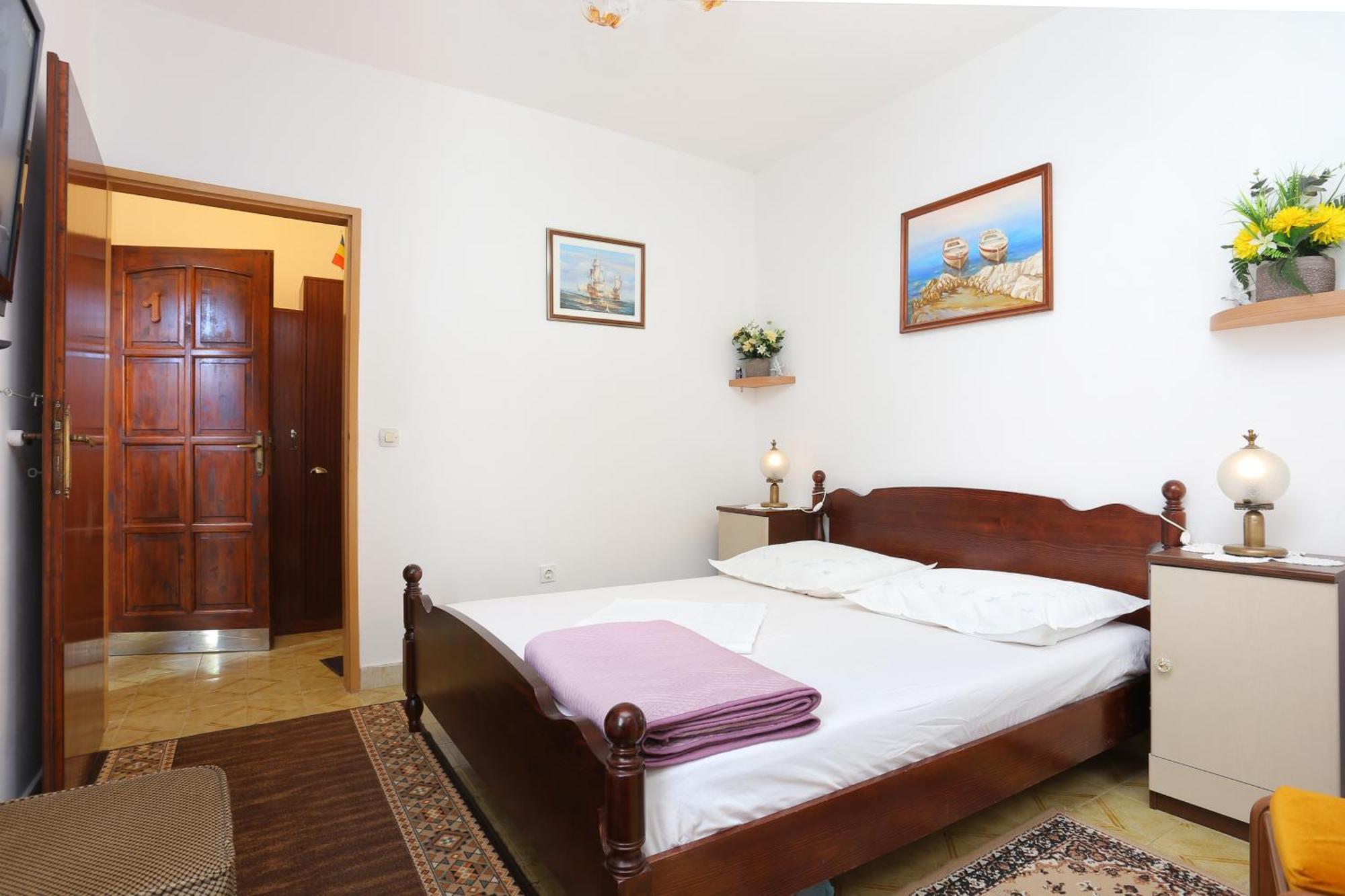 Apartments By The Sea Stanici, Omis - 1028 Tice 客房 照片